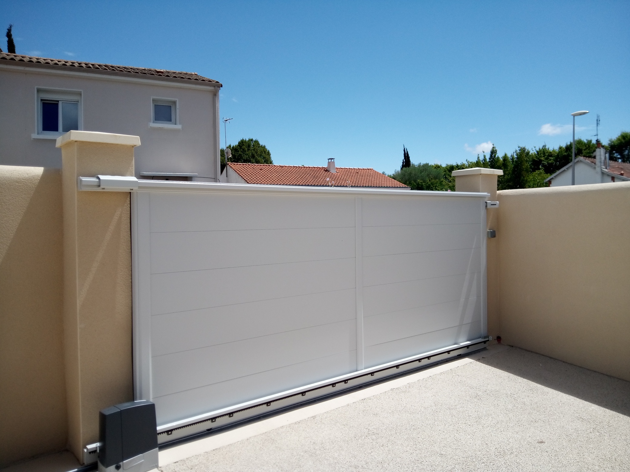 idh entreprises depannage motorisation portails garages 006